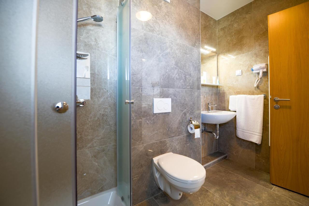 Hotel Baron Smlednik Zewnętrze zdjęcie