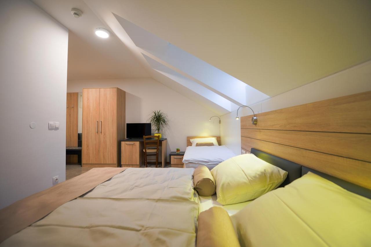 Hotel Baron Smlednik Zewnętrze zdjęcie